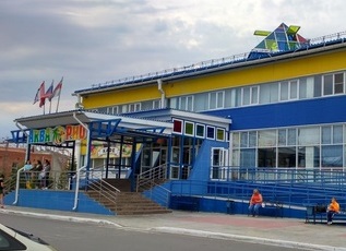 Крытое физкультурно-оздоровительное сооружение «Аквапарк», г. Омск, ул.Завертяева, 5